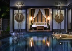 thajsko-hotel-anantara-phuket-villas-121_ext_w_1.jpg
