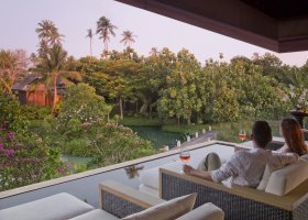 thajsko-hotel-anantara-phuket-villas-234_ext_w_1.jpg