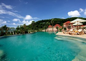 thajsko-hotel-centara-grand-beach-phuket-002_ext_w_1.jpg