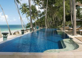 thajsko-hotel-four-seasons-koh-samui-003_ext_w_1.jpg