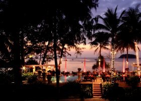 thajsko-hotel-kata-beach-resort-spa-019_ext_w_2.jpg