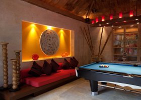 thajsko-hotel-rocky-s-boutique-resort-koh-samui-008_ext_w_2.jpg