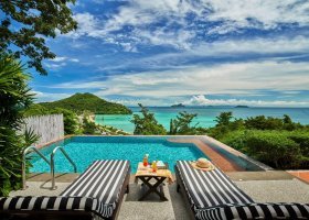 thajsko-hotel-saii-phi-phi-island-village-214_ext_w_1.jpg
