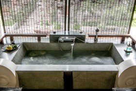 Deluxe Balcony Suite