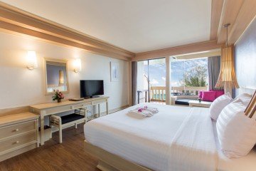 Premier Deluxe Sea View Rooms
