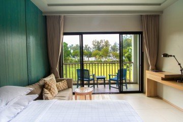 Deluxe Sea Facing Room